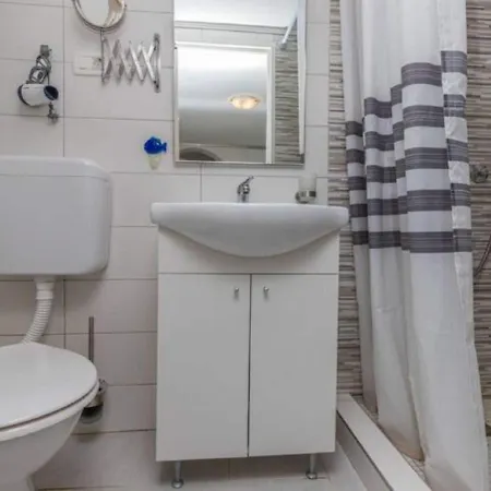 Vila Apartment In Croatia Near The Adriatic Coast Grizane-Belgrad