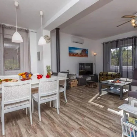 Apartment In Croatia Near The Adriatic Coast