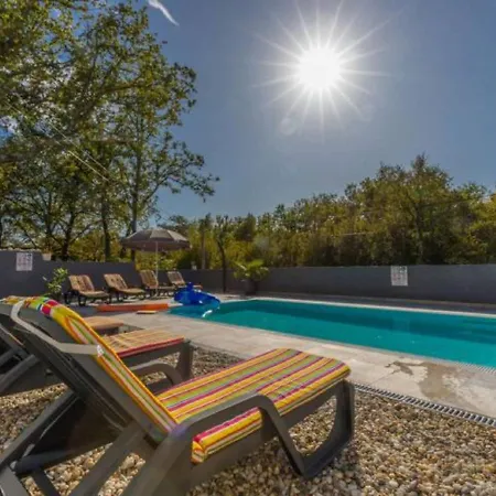 Apartment In Croatia Near The Adriatic Coast Vila *