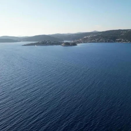 Apartment In Croatia Near The Adriatic Coast Vila Grizane-Belgrad