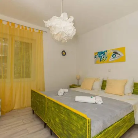 Villa Apartment In Croatia Near The Adriatic Coast *
